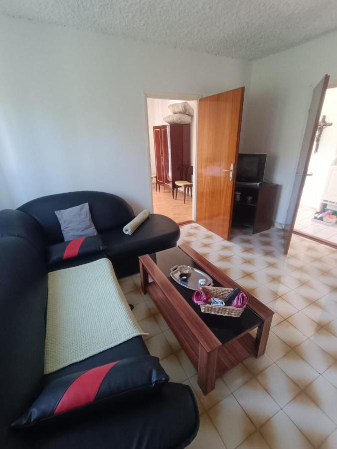 Tribunj Apartmani Екстер'єр фото