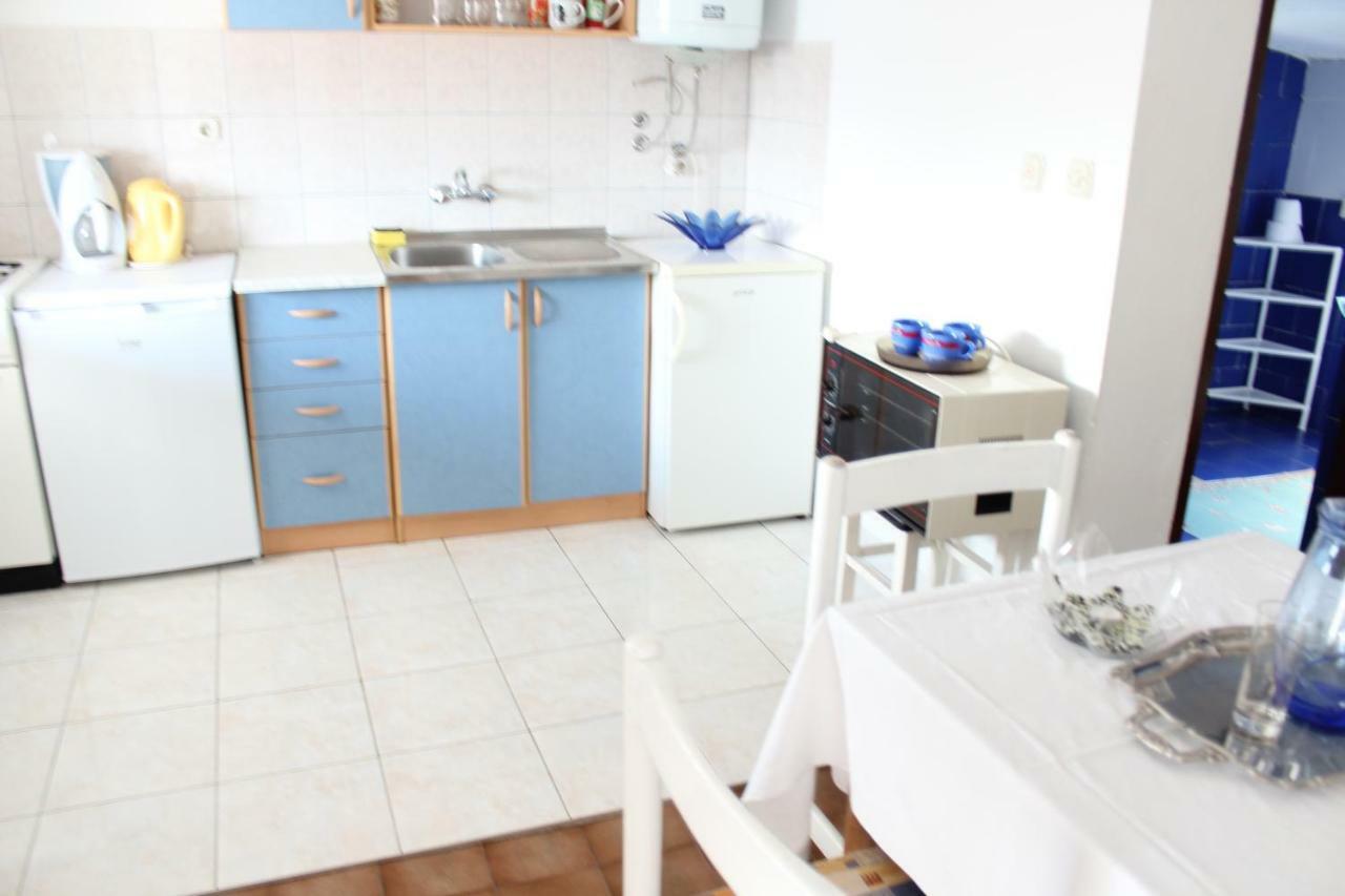 Tribunj Apartmani Екстер'єр фото